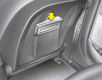 Hyundai Elantra: Front seat. 