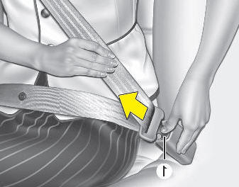 Hyundai Elantra: Seat belt restraint system. To release the seat belt: