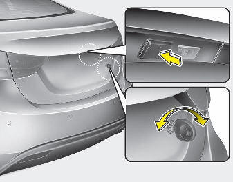 Hyundai Elantra: Opening the trunk. 