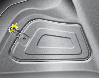 Hyundai Elantra: Rear combination light bulb replacement. 1. Open the trunk lid.